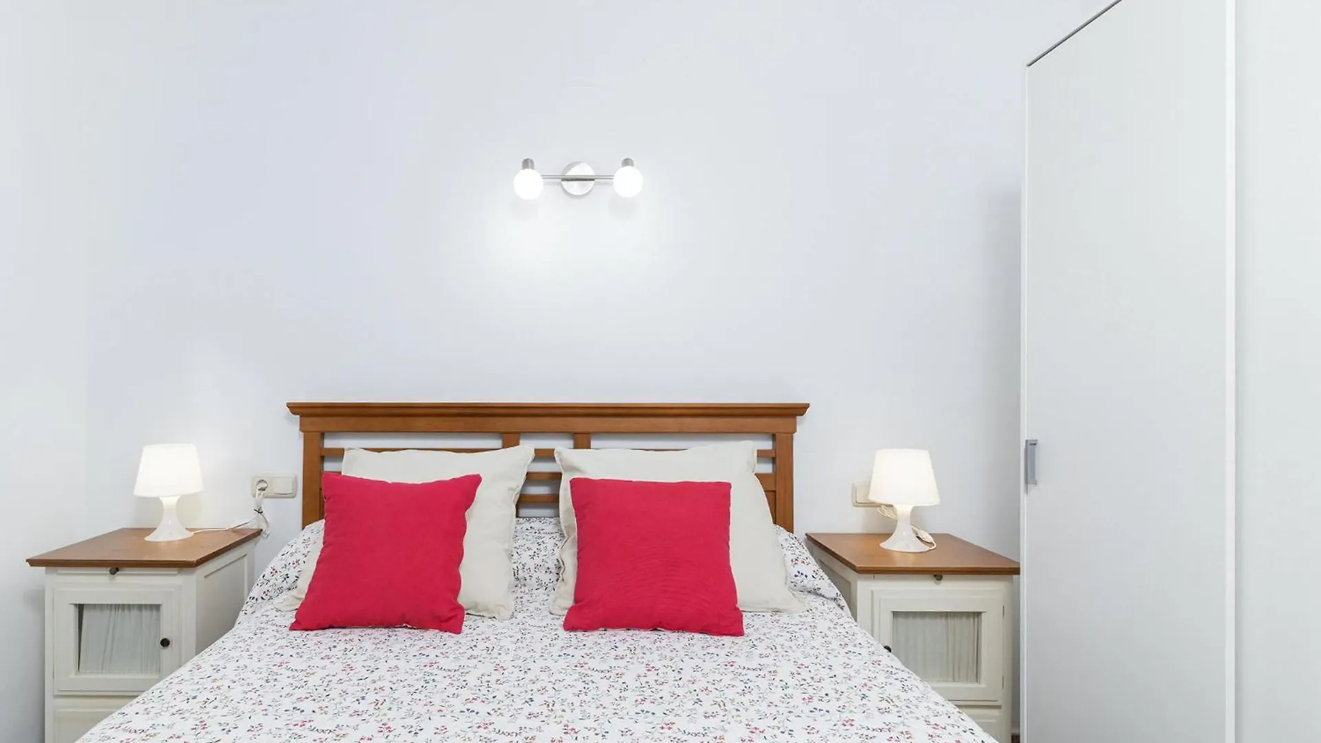 Nac8 - Bonito Apartamento Con Vistas Al Mar 2 Dormitorios, Wifi, 3 Piscinas, Playa A 250 Metros Benalmádena
